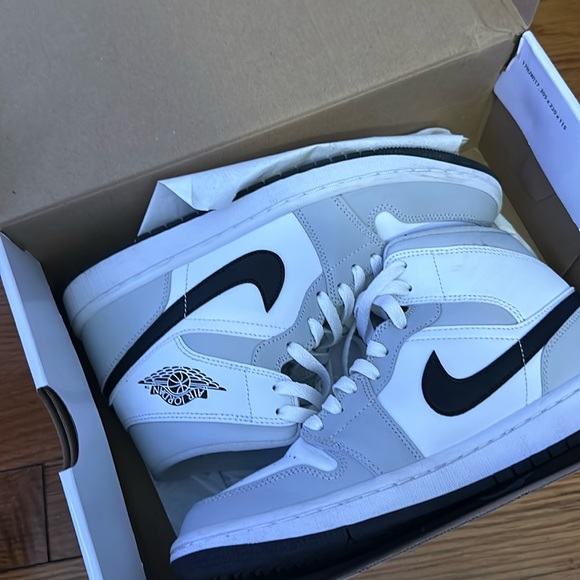 Nike Shoes - Womens air jordan 1 mid